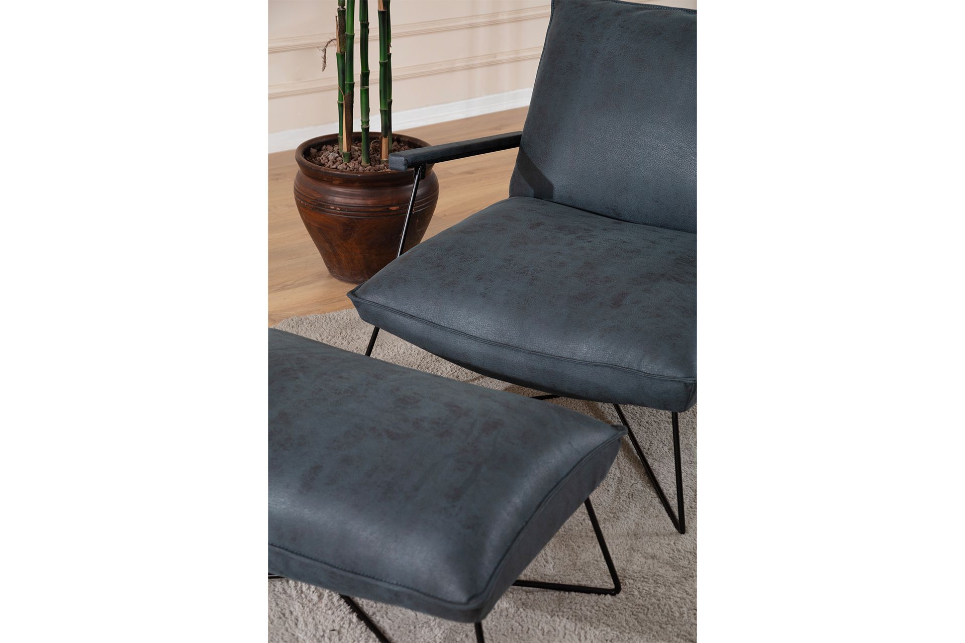 d0bb59d7de6c4796bb491b6784f2887e